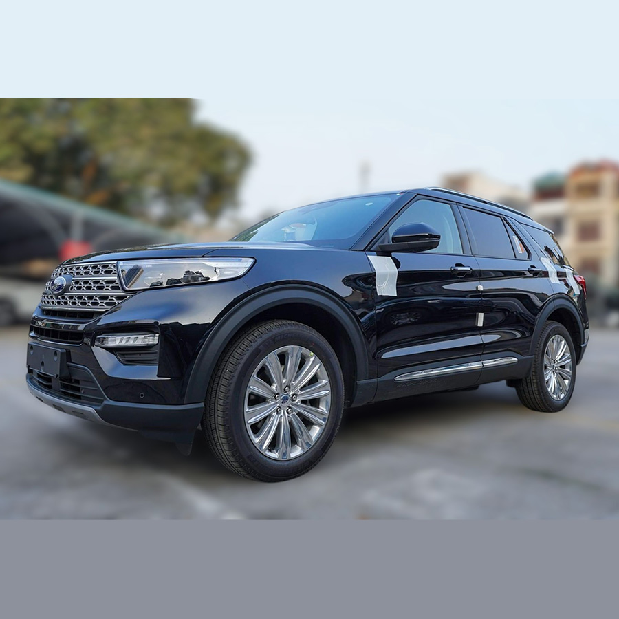 Ford Explorer Limited 2024 màu đen - SUV nhập khẩu Mỹ với thiết kế đẳng cấp