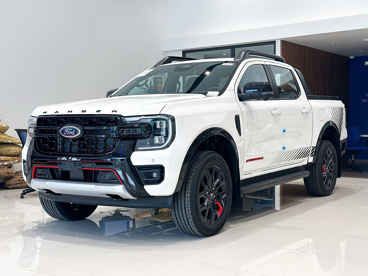 Thiết kế thể thao của ford ranger stormtrak