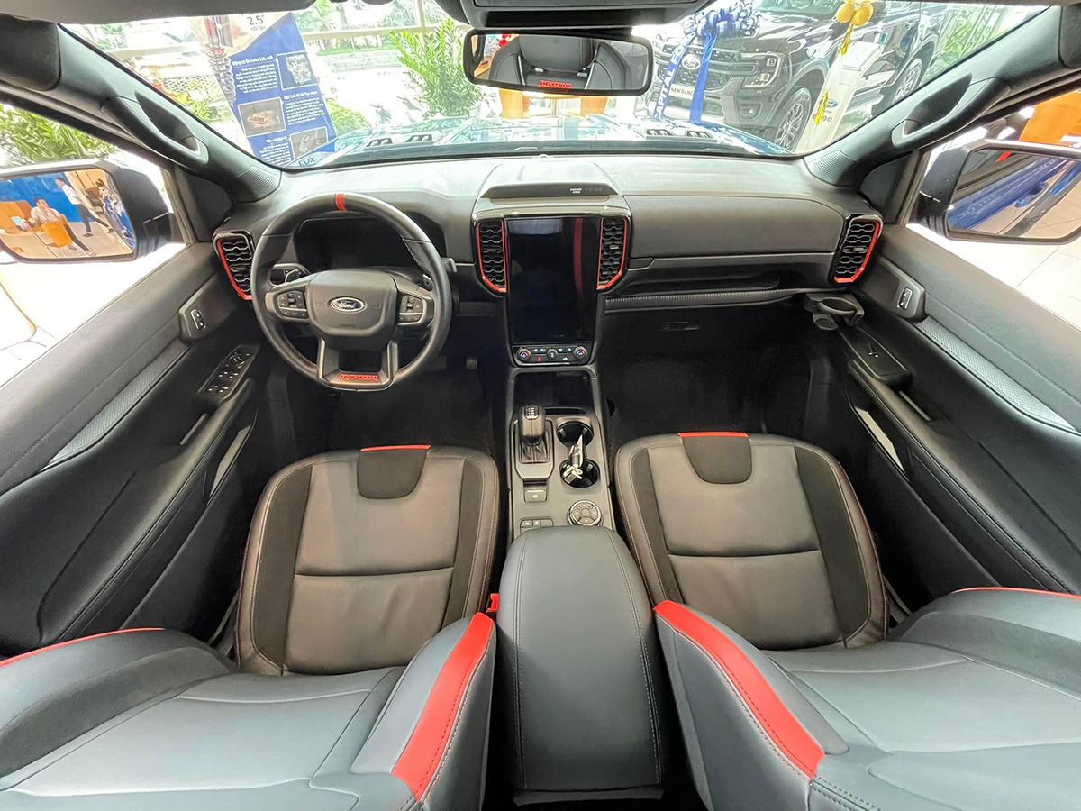 Nội thất ford ranger raptor